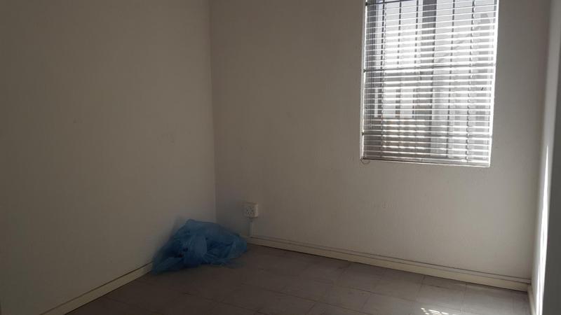 To Let commercial Property for Rent in Paarden Eiland Western Cape